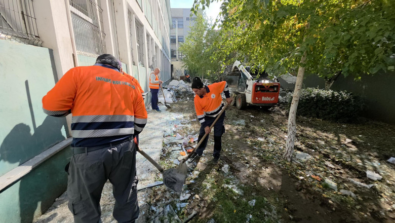 Primaria Sectorului 5 a inceput reparatiile la Liceul Bolintineanu, afectat de explozia din 17 octombrie Imagine