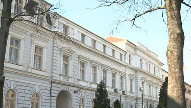 Primaria Timisoara vrea sa cumpere cladirile retrocedate in care functioneaza scoli. Colegiul National Banatean, cap de lista Imagine