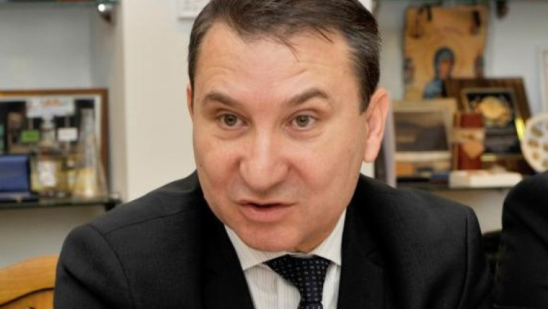 Primarul Bacaului, Romeo Stavarache, a fost arestat Imagine