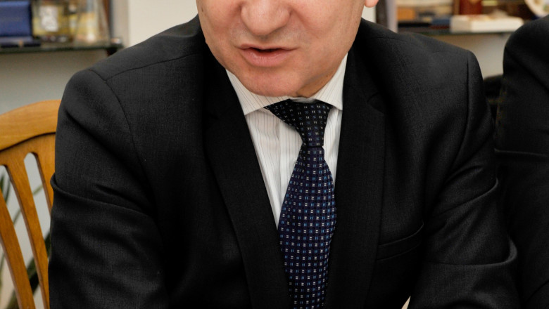 Primarul Bacaului, Romeo Stavarache, trimis in judecata pentru coruptie Imagine