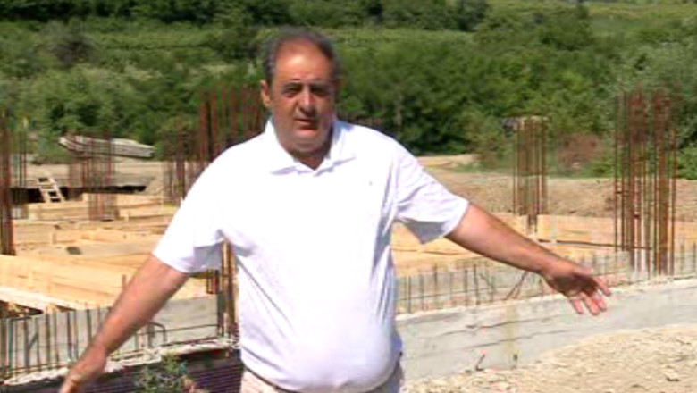 Primarul din Husi, Ioan Ciupilan: ”poate peste 50 de ani terminam si noi ANL-urile incepute” Imagine