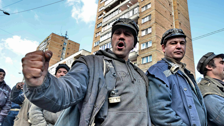 Prime de cate 700 de lei pentru 19.000 de angajati de la CE Oltenia Imagine