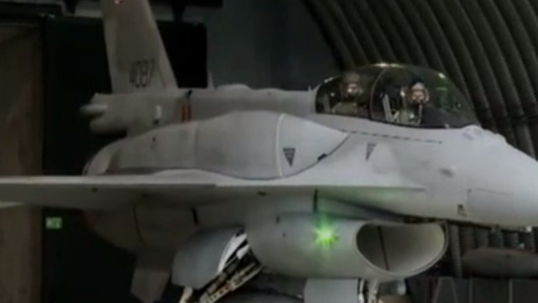 Primele avioane F16 ajung in Romania peste trei ani Imagine