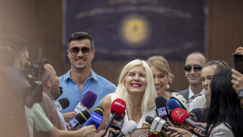 Primele declaratii ale Elenei Udrea la iesirea din penitenciar: „Este minunat sa fiu libera. Nu revin in politica” Imagine