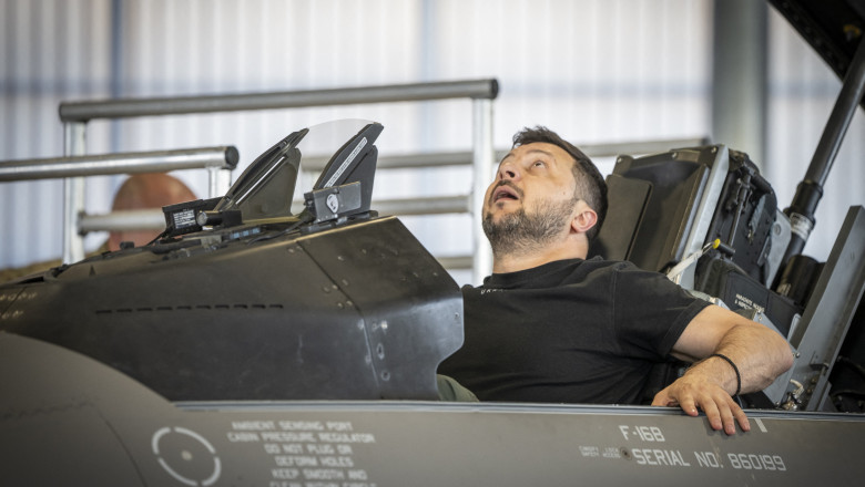 Primele F-16 olandeze destinate Ucrainei ajung in Romania in 2 saptamani. Pilotii ucraineni vor incepe „in scurt timp” antrenamentele Imagine