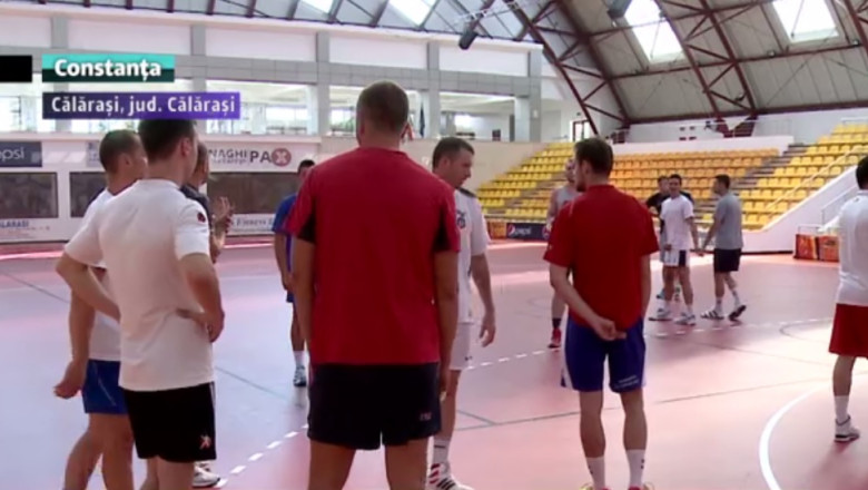 Primii pasi in prima liga Imagine