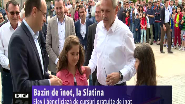 Primul bazin acoperit de inot a fost inaugurat la Slatina   Imagine