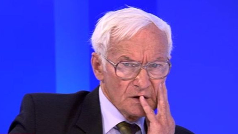 Primul roman decorat de presedintele Klaus Iohannis, amenintat cu moartea Imagine