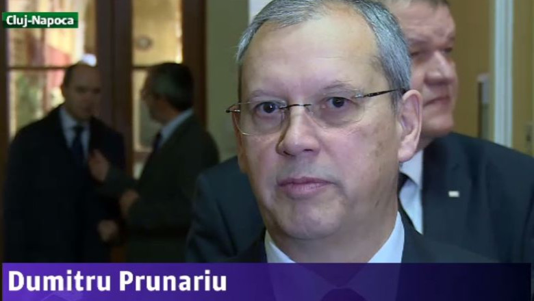 Primul roman in cosmos, distins la UBB Imagine