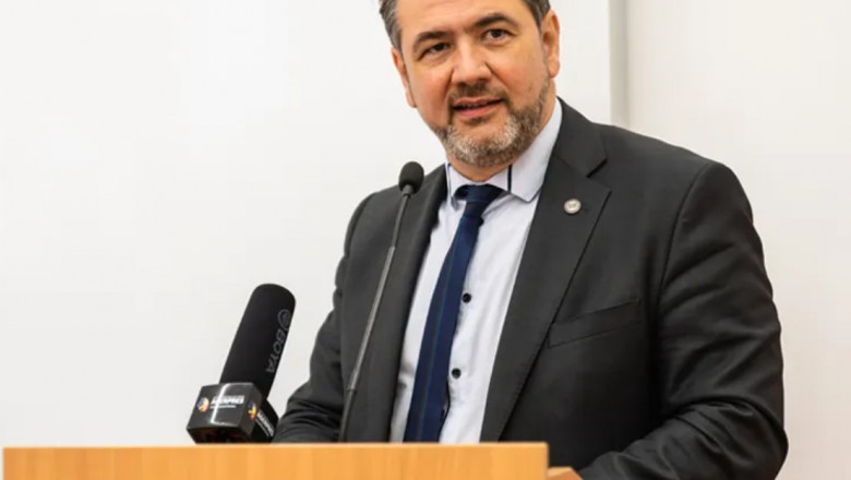 Primul roman presedinte la o retea universitara europeana si primul din Europa Centrala si de Est la UNICA Imagine