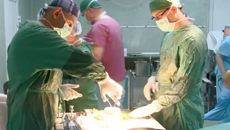 Primul transplant de ligamente, la Spitalul Militar din Timisoara. E nevoie de finantare pentru noi interventii Imagine