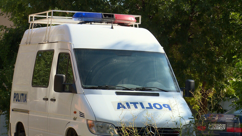 Prinsi cu focuri de arma de politistii craioveni  Imagine