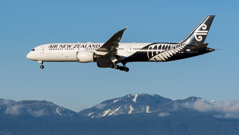 Printul Harry, ironizat pe retelele sociale de compania Air New Zealand pentru o afirmatie facuta in cartea sa Imagine