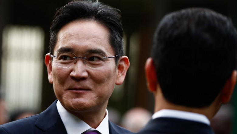 „Printul mostenitor” al Samsung, condamnat pentru coruptie, a fost gratiat pentru a contracara o „criza economica nationala” Imagine