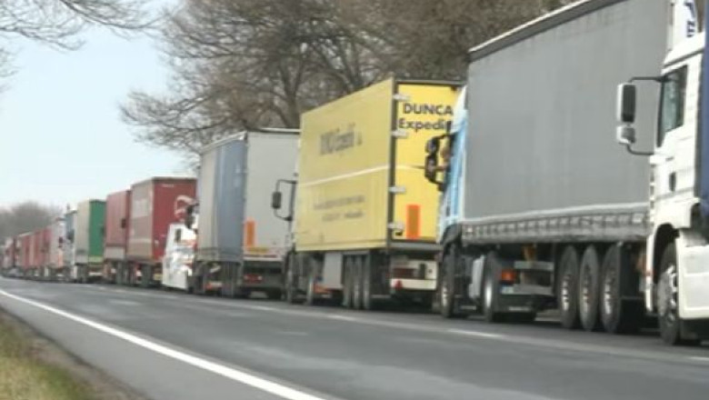 Proceduri complicate pentru recuperarea supraaccizei la carburanti. Registrul Auto Roman ar putea fi implicat in rambursarea taxei Imagine