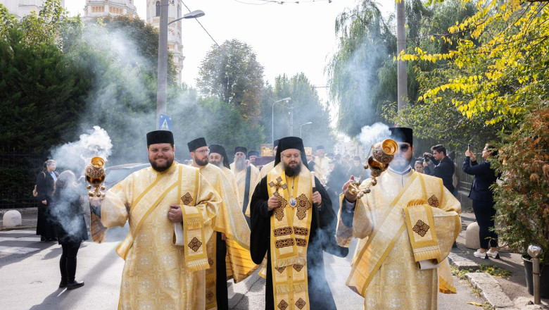 Procesiune religioasa in Bucuresti, joi, la pranz. Restrictii de trafic in centrul Capitalei Imagine
