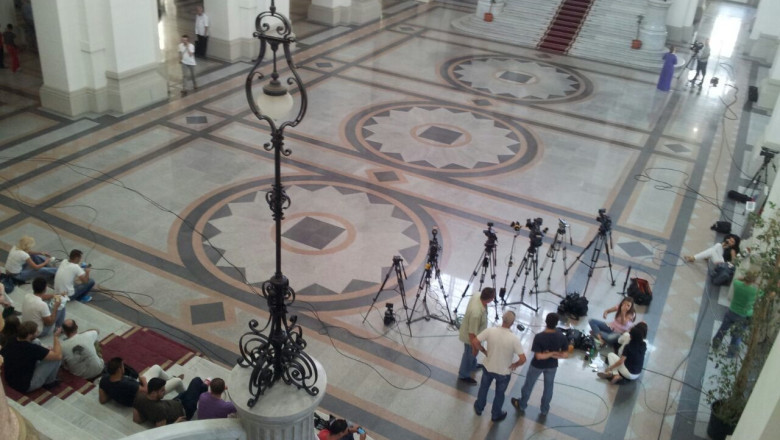 Procesul in dosarul santajului RCS & RDS a fost amanat Imagine