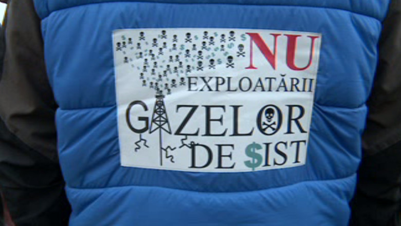 Procesul pentru interzicerea explorarii gazelor de sist a inceput cu o amanare Imagine