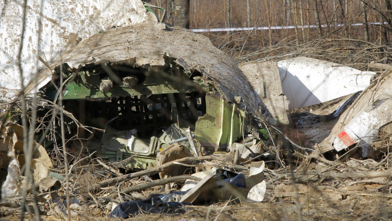 Procurorii care ancheteaza moartea presedintelui polonez Kaczynski in tragedia de la Smolensk cer arestarea a 43 de medici legisti rusi Imagine
