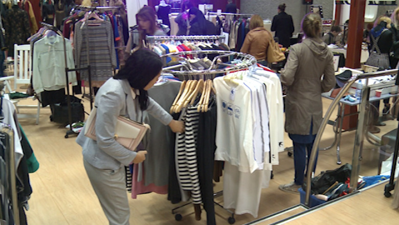 Produsele unicat: magnet pentru doamne Imagine