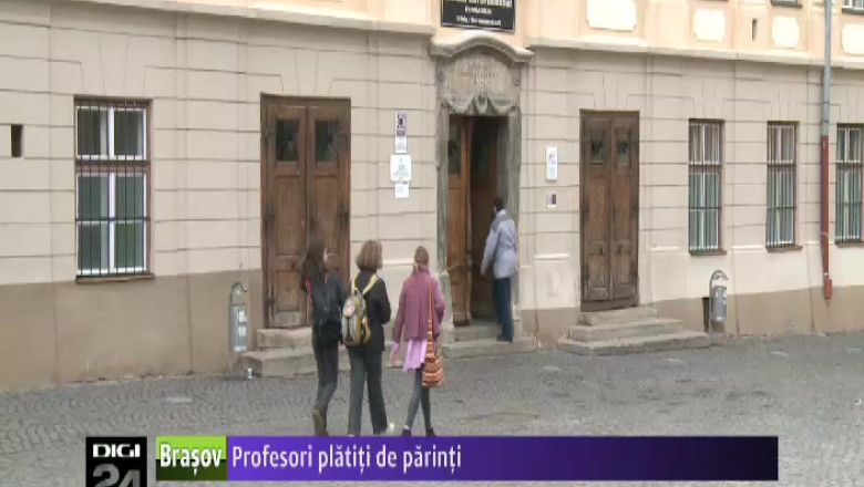 Profesori platiti de parinti  Imagine