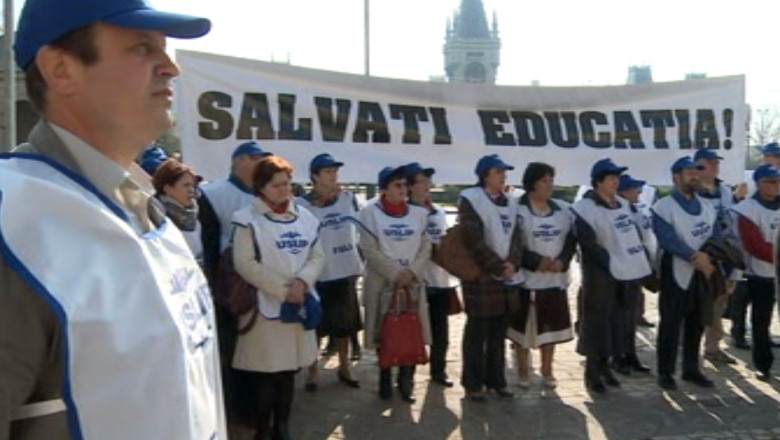 Profesorii ameninta cu greva generala Imagine