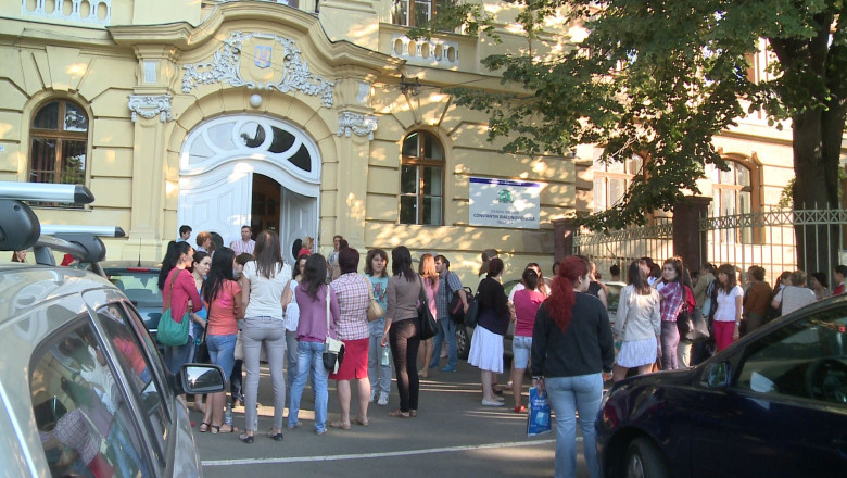 Profesorii au inceput examenele: astazi, definitivatul Imagine