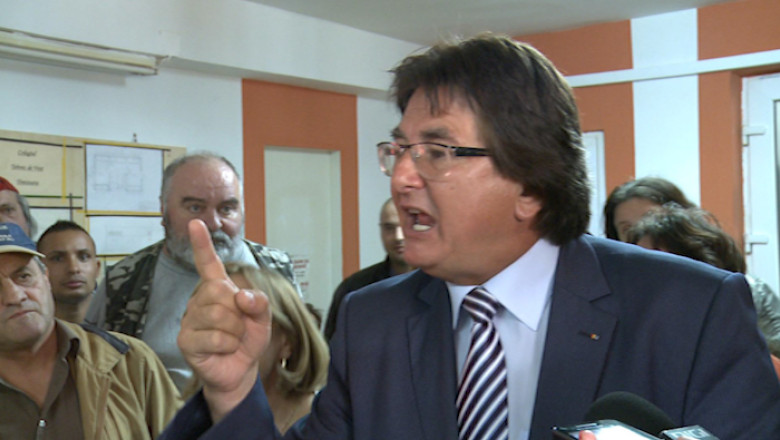 Profesorii Colegiului de Vest au castigat cladirea, dar au pierdut finantarea  Imagine