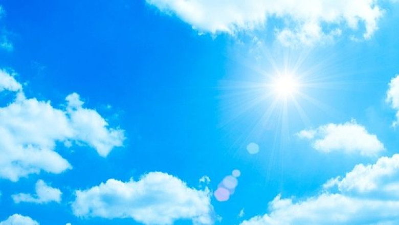 Prognoza meteo de weekend: Maxime de 35-37 de grade Celsius in Banat si Oltenia, ceva mai racoare in rest Imagine