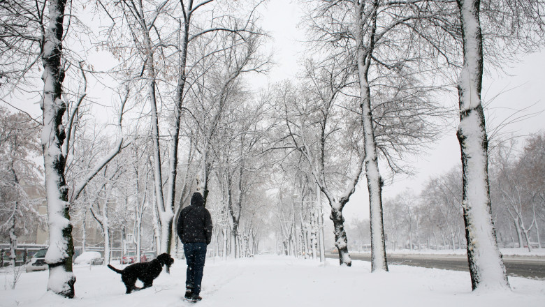 Prognoza meteo pe trei zile. Sunt asteptate ninsori in toata tara Imagine