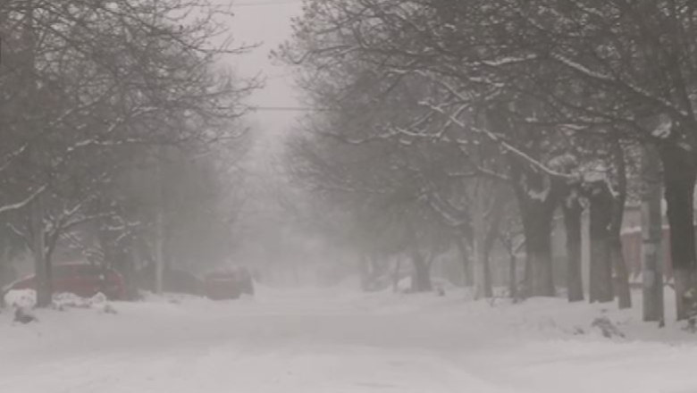 PROGNOZA METEO pe urmatoarele trei zile. Ninsori, vant si temperaturi de pana la -8 grade Imagine