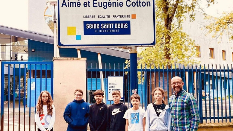 Program-pilot in Franta: romana devine materie obligatorie intr-o scoala dintr-o localitate la nord-vest de Paris Imagine