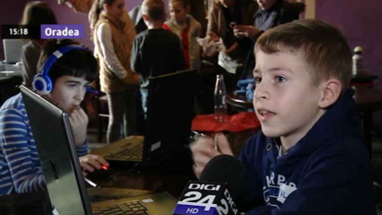Programatorii viitorului. Copiii cu varste intre 8 si 16 ani din Oradea invata secretele informaticii Imagine