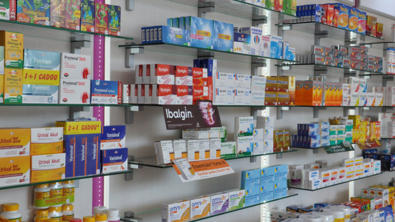 Programul de sarbatori al farmaciilor din Oradea Imagine
