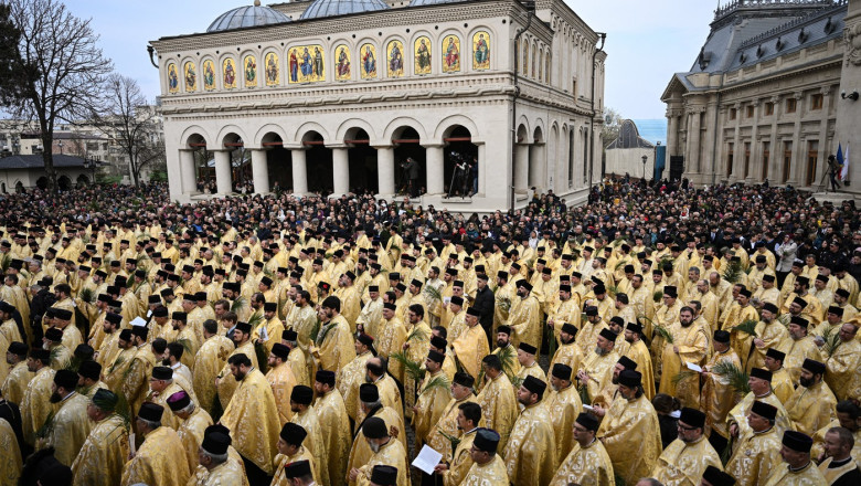 Programul evenimentelor liturgice, de luni si marti, care marcheaza Centenarul Patriarhiei Romane Imagine