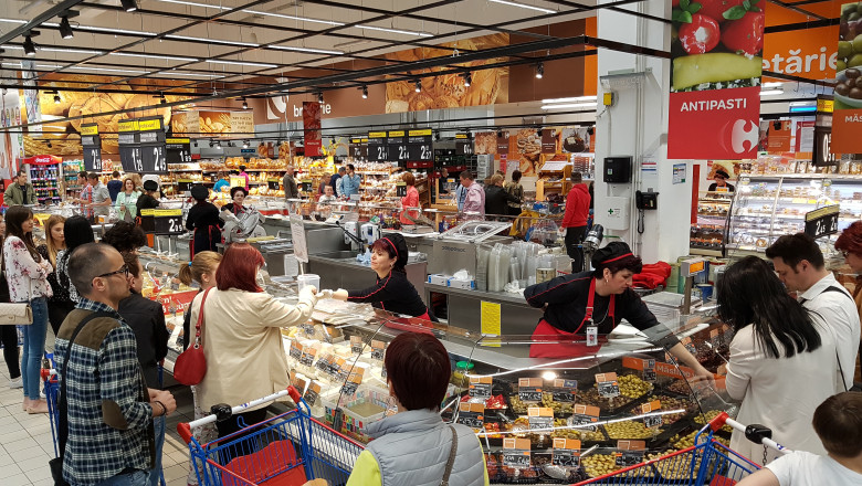 Programul magazinelor de sarbatori 2024. Pana cand putem face cumparaturi de Craciun si Revelion Imagine