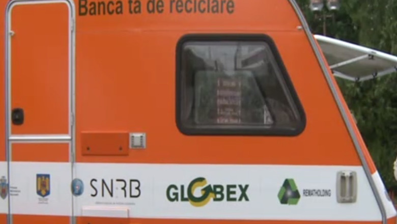 Programul „Reciclezi si castigi”. Bucurestenii pot schimba electronicele vechi pe unele noi Imagine