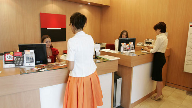 Proiect de lege. Creditele in valuta, recalculate la cursul din momentul semnarii contractului Imagine