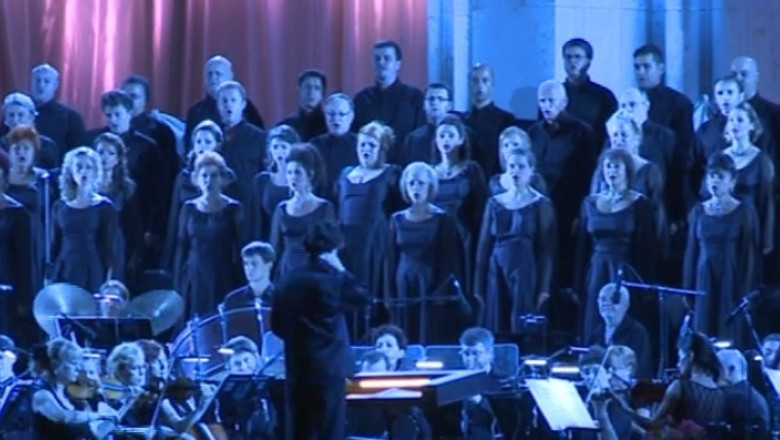 „Promenada Operei”, un spectacol pentru 3.000 de bucuresteni Imagine