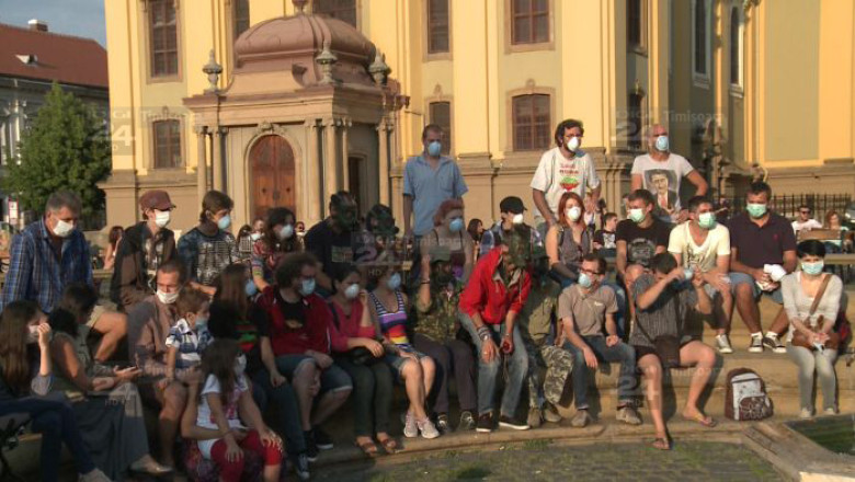 Protest cu masca pe fata! Timisorenii, ingrijorati de poluarea care afecteaza orasul Imagine