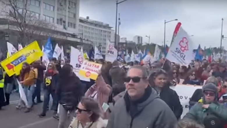 Protest de amploare in Portugalia. Peste 150.000 de profesori au iesit in strada, nemultumiti de conditiile de munca Imagine