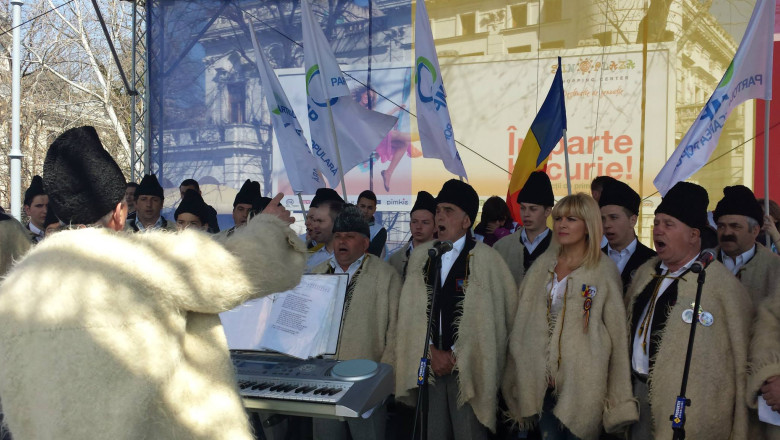 Protest fata de acciza la combustibil. Peste 8.000 de oameni au participat la mitingul din Capitala Imagine