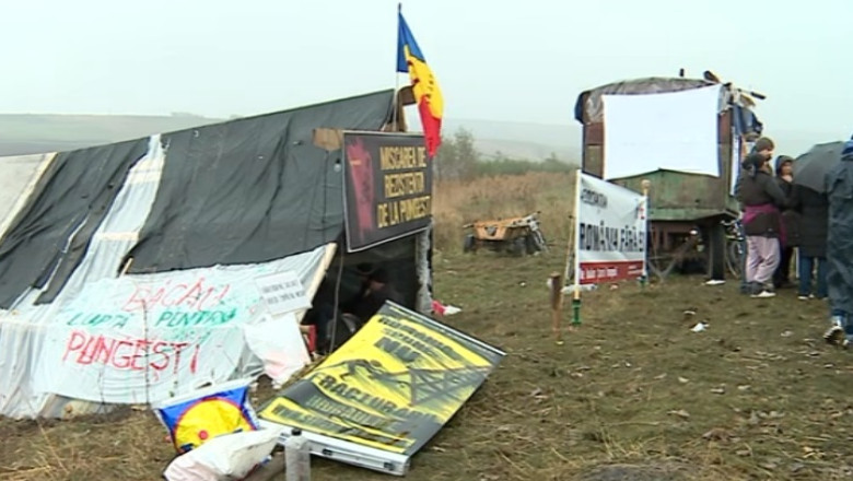 Protest fata de gazele de sist. Locuitorii din Pungesti au televiziune online Imagine