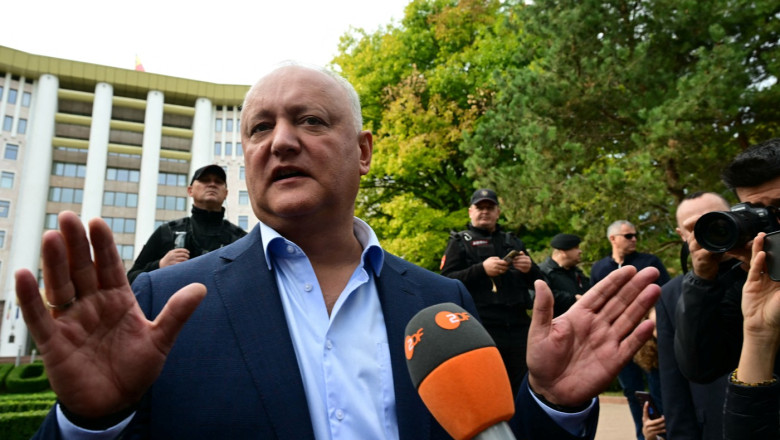 Protest la Chisinau, dupa anuntarea rezultatelor alegerilor parlamentare: Igor Dodon si Blocul Patriotic nu recunosc victoria PAS Imagine