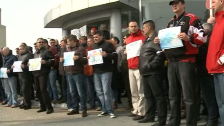 Protest la ROMATSA. Angajatii contesta planul de restructurare si angajarile facute de noul manager Imagine