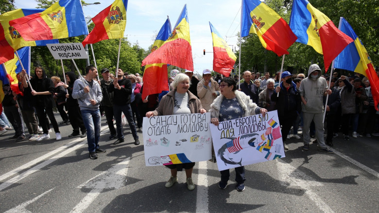 Protest organizat de partidului prorus Sor la Chisinau: 27 de persoane retinute. Unii protestatari au recunoscut ca au fost platiti Imagine