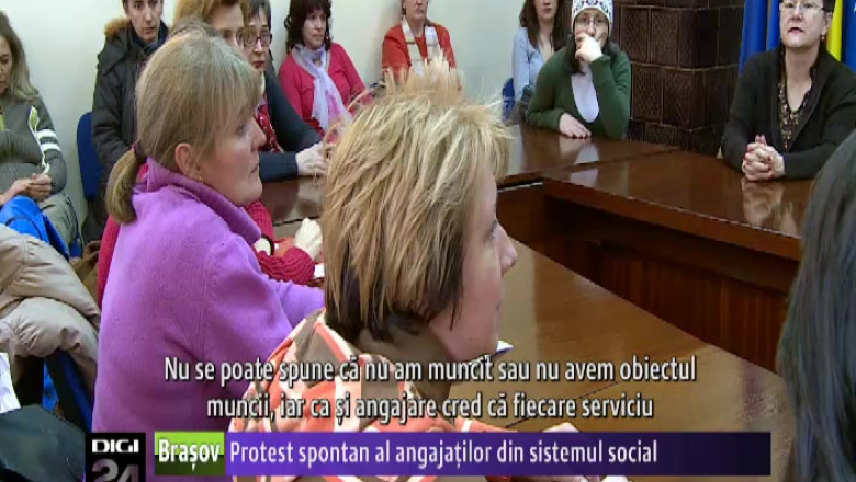 Protest spontan al angajatilor din sistemul social  Imagine