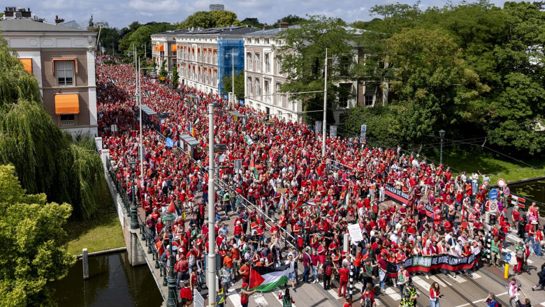Protest urias in Olanda: 150.000 de persoane au iesit in strada la Haga impotriva atacurilor Israelului in Gaza Imagine