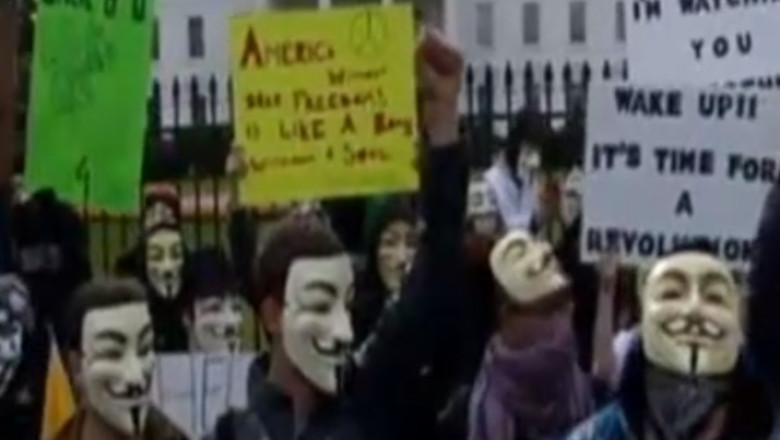 Proteste Anonymous in toata lumea. Oamenii au demonstrat impotriva coruptiei guvernantilor Imagine