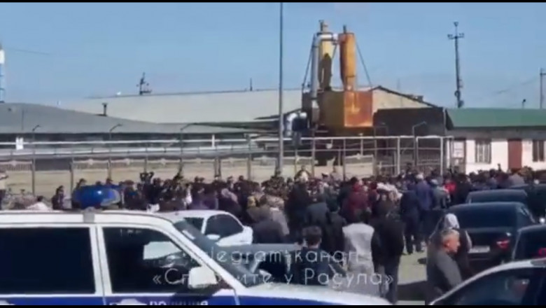 Proteste anti-mobilizare in Orientul Indepartat. Politia a tras focuri de arma in Daghestan Imagine